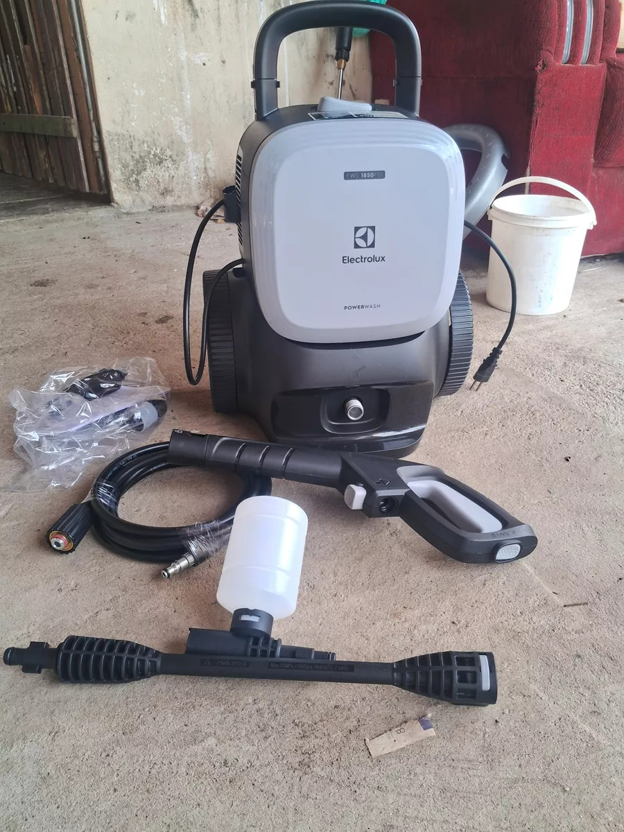 Lavadora de Alta Pressão Electrolux 1850PSI 1500W Potência com Aplicador de Detergente PowerWash EWS1850 Lava Jato Lava Car 110v