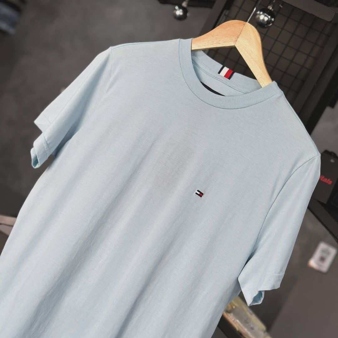 Camiseta Tommy Hilfiger Essential Cotton Azul Claro