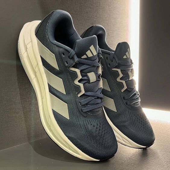 Tênis Corrida Questar 3 adidas
